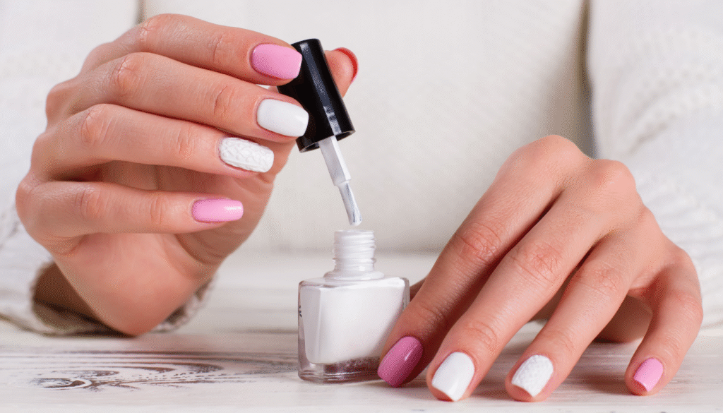 Qual a cor de esmalte do momento em 2025